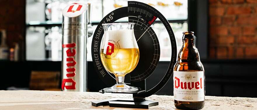 45° L'ANGLE PARFAIT POUR SERVIR UNE DUVEL